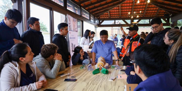 Capacitación que marca la diferencia en la atención de calidad a pacientes en el Hospital Regional de Occidente en Quetzaltenango