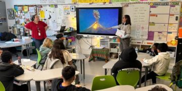Por medio de la Embajada, Guatemala lleva su cultura a estudiantes de primaria en Washington D. C.