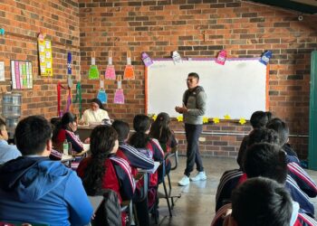 Fomentan la riqueza de la diversidad lingüística