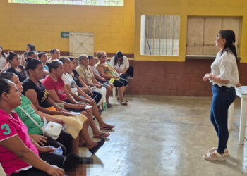 Empoderamiento y liderazgo de mujeres zacapanecas se fortalece