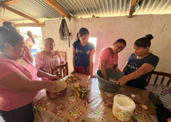 Familias capacitadas en transformación de productos locales
