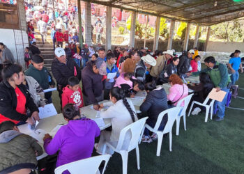 Familias de Tacaná reciben raciones alimentarias