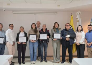 Granjas logran certificación de huevos libres de antibióticos