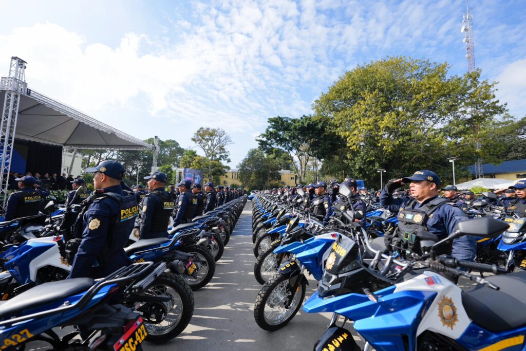 Se podrán adquirir vehículos para actividades sustantivas como las fuerzas de seguridad. Foto Mingob