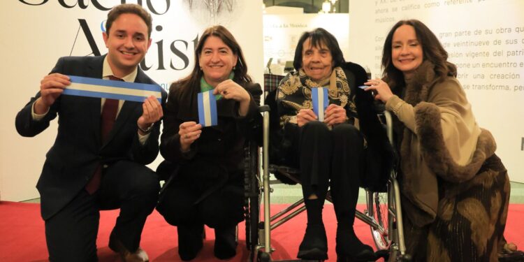 Sueño de Artista: la exposición dedicada al legado del maestro Manuel Moraga