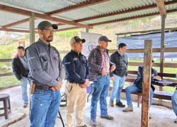 Productores de Quiché capacitados para prevenir Gusano Barrenador y rabia
