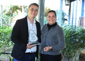 Reconocemos labor de César Fetzer docente de la EFA de Cobán destacado a nivel mundial