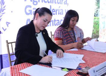 Suscriben convenio para fortalecer la inclusión y el respeto a los derechos de los Pueblos Indígenas