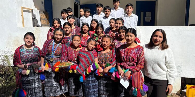 Revitalizan el idioma Ixil en San Juan Cotzal, Quiché