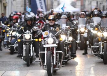 La Caravana del Zorro: tradición y devoción sobre ruedas