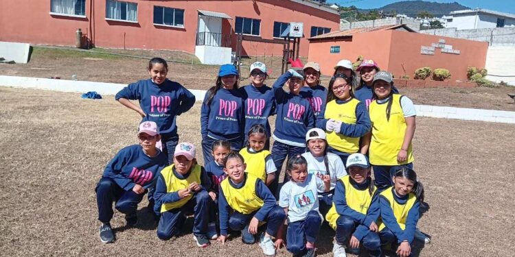 Proyecto deportivo impulsa a niñas del Hogar Príncipe de Paz a través del fútbol