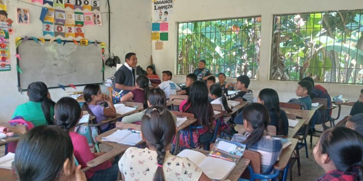 Clase Magistral fortalece la identidad cultural a través de la lengua materna en Livingston, Izabal