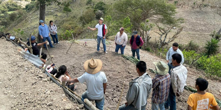 En Chiquimula fortalecen la resiliencia climática con técnicas de conservación