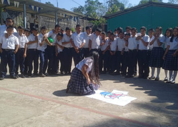Estudiantes de San Marcos aprenden acerca del Gusano Barrenador