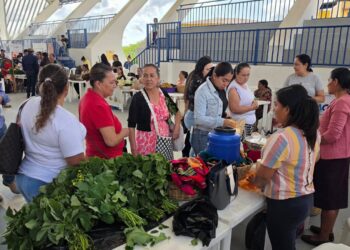 Feria del Agricultor de Granados impulsa la economía rural de Baja Verapaz