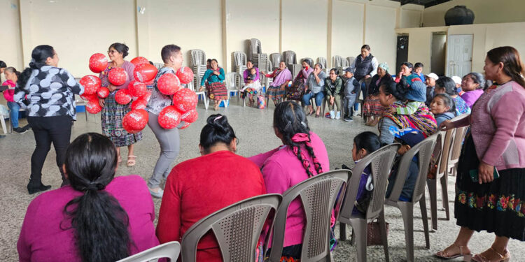 Fomentan el liderazgo en organizaciones de mujeres de La Esperanza