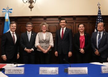 Guatemala fortalece cooperación agrícola con Estados Unidos