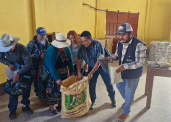 Inicia entrega de asistencia alimentaria para familias vulnerables en Aguacatán