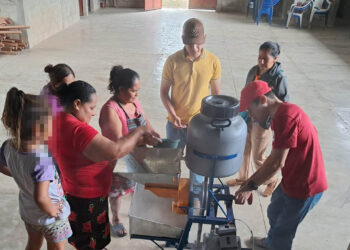 Mujeres de El Chal producen primer lote de harina de yuca y camote