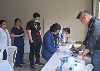 Profesionales de salud capacitados para detectar y tratar casos de Gusano Barrenador