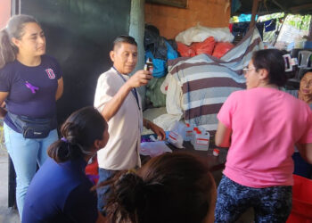 Comunitarias de Santa Rosa aprenden de salud y empresarialidad