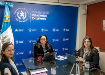 Vicecanciller Bolaños Pérez defiende participación política de las mujeres en foro internacional de democracia