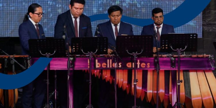 Marchas fúnebres resuenan en Santo Domingo con la Marimba de Bellas Artes