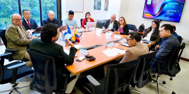 Fortalecen cooperación técnica con Colombia en materia de suelos y geomática