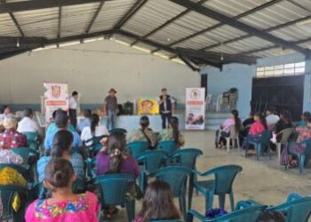 Fortalecen capacidades de COCOSAN en San Pedro Carchá para el abordaje de la desnutrición aguda
