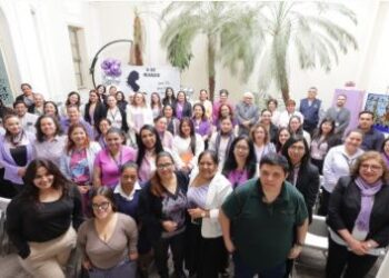 La SESAN se suma a la conmemoración del Día Internacional de la Mujer con conversatorio sobre liderazgo y trayectoria de sus colaboradoras
