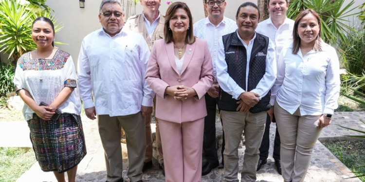 Viceministro Escobedo encabezó delegación del MINEX en el establecimiento de la Mesa Bilateral de Movilidad Laboral con Honduras