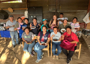 Capacitan a mujeres de San Jerónimo en el aprovechamiento de productos locales