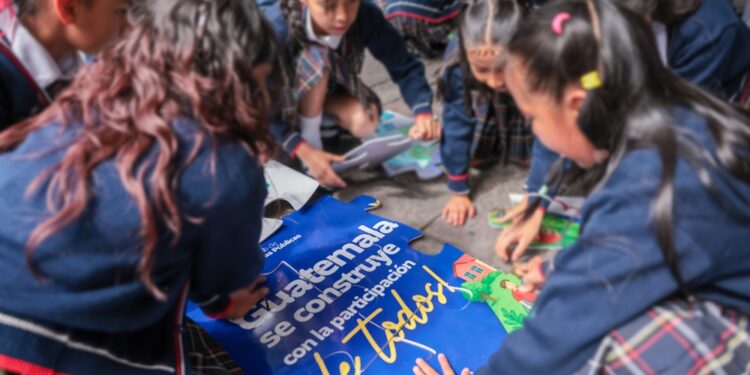 Más de 16 mil estudiantes asistieron a la Semana Mundial del Dinero 2026 realizada en el Centro Cívico.