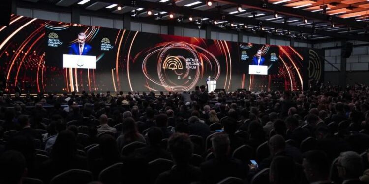 Guatemala fortalece su presencia internacional con la participación en el Foro de Diplomacia de Antalya 2026