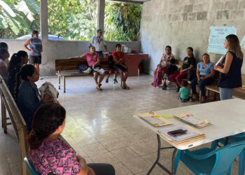 Promueven educación alimentaria para madres