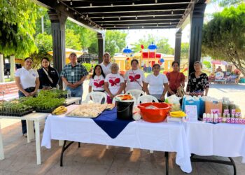 Promueven productos locales y emprendimientos de mujeres en Zacapa