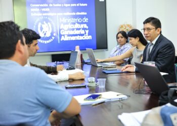 Sistema Key Line fortalece capacidades institucionales en conservación de suelos y agua
