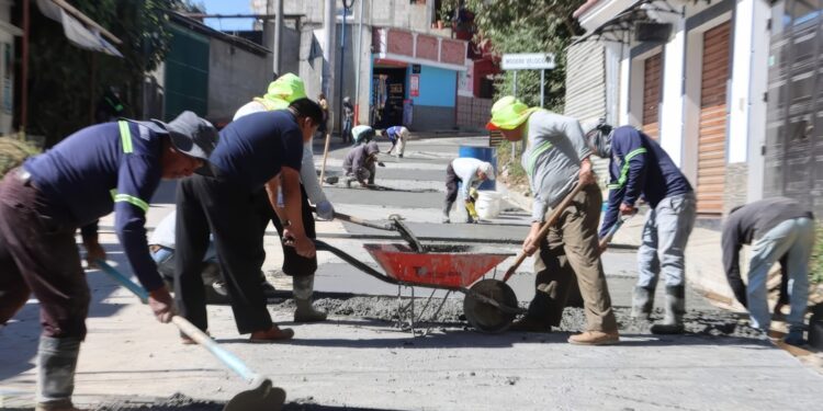 El monto asignado a la municipalidad de Santiago Sacatepéquez en 2026 es de Q.338 mil 49.79