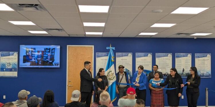 Guatemala inaugura Centro de Impresión de Pasaportes en Miami, Florida