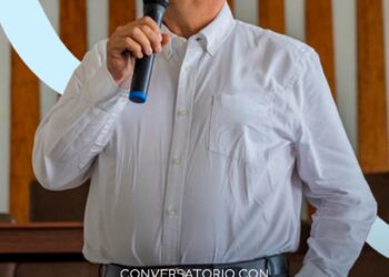 Conversatorio con el escritor Adolfo Méndez Vides