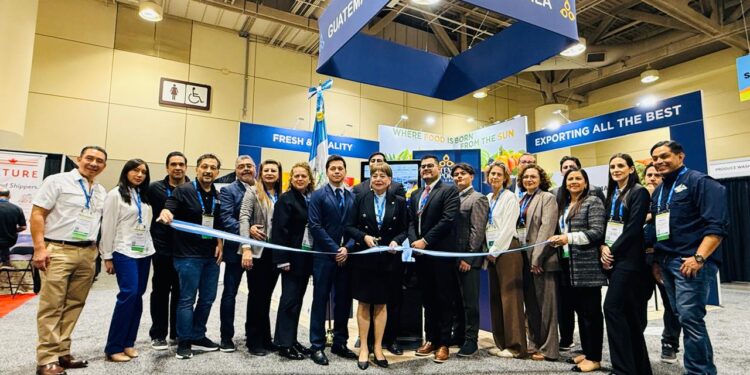 Guatemala inicia su participación en feria CPMA 2026 con acercamientos estratégicos en Ontario