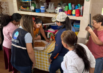 Comunidades de Jutiapa fortalecen su nutrición y economía con derivados de manía
