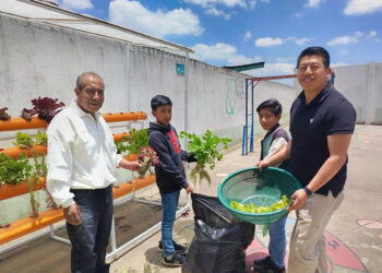 Estudiantes de Chimaltenango aprenden tecnologías agrícolas de siembra