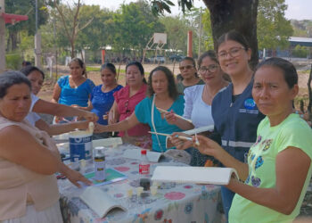 Familias de Jutiapa fortalecen su economía al elaborar productos artesanales