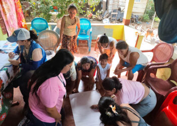Frutas, aprendizaje y sonrisas en una jornada dedicada a las madres en Suchitepéquez