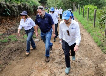 Verifican avances de proyectos rurales en Nebaj