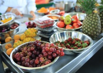 Impulsan consumo de frutas para mejorar la nutrición y apoyar a productores locales