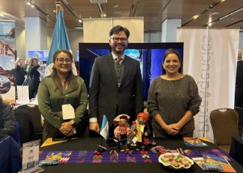 Guatemala lleva su oferta turística al encuentro más importante del sector en Santiago de Chile