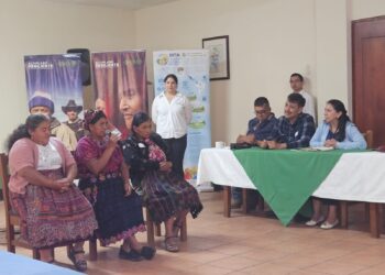 Intercambian experiencias de desarrollo agrícola en Quetzaltenango