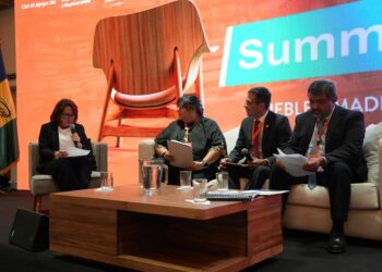 Modernización sanitaria y facilitación comercial fortalecen competitividad del sector maderero